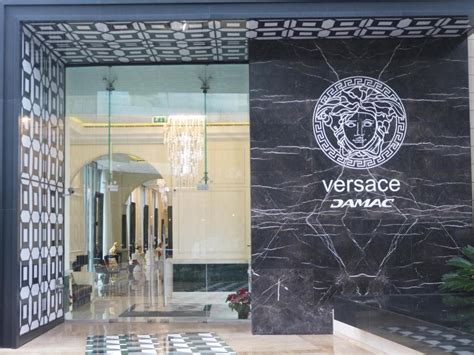 Beirut Versace Luxury Suites .